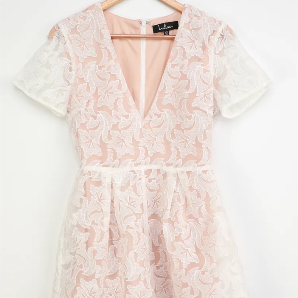 Lulu’s Bubbly Romance White Floral Embroidered Organza Romper - Size S - NWT